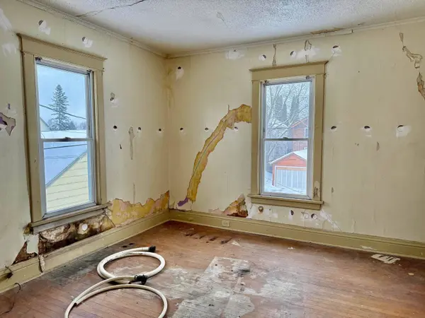 505 S 8 1/2 St, Virginia, MN 55792