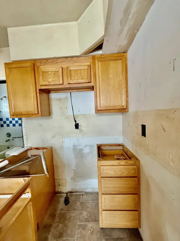 208 5th St S, Virginia, MN 55792