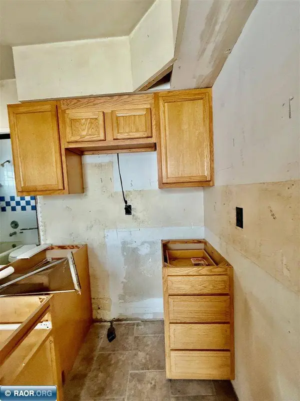 208 5th St S, Virginia, MN 55792