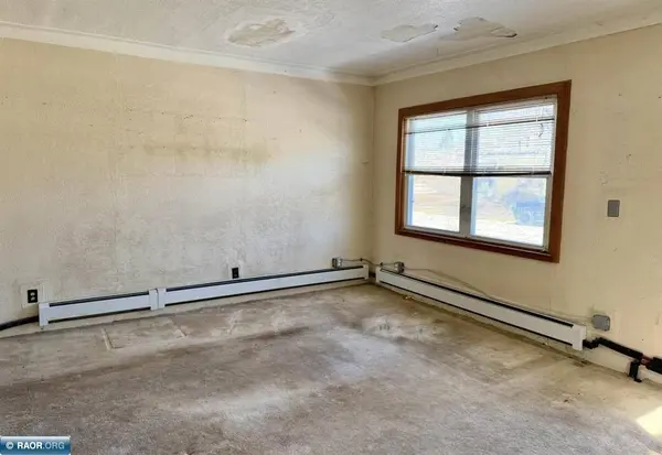 526 12th St S, Virginia, MN 55792