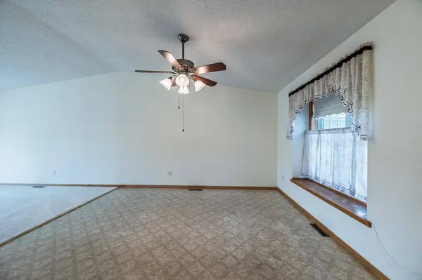 2506 21st AVE E, Hibbing, MN 55746