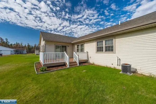 2506 E 21st Ave, Hibbing, MN 55746
