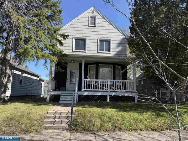 507 7th St S, Virginia, MN 55792