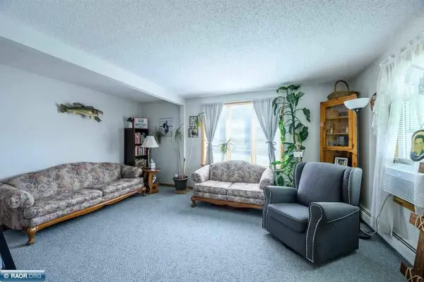 204 W 1st Ave, Keewatin, MN 55753