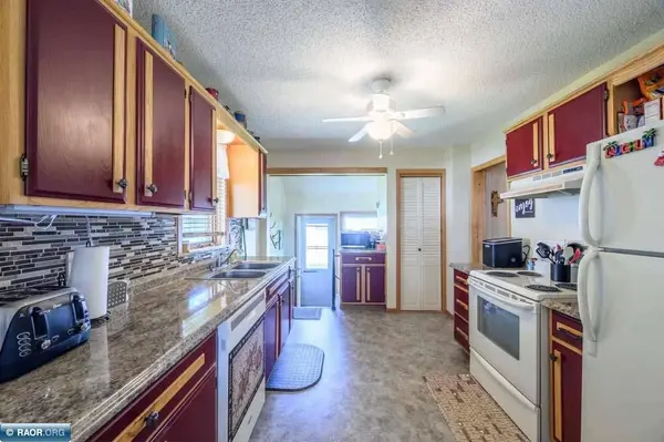 204 W 1st Ave, Keewatin, MN 55753
