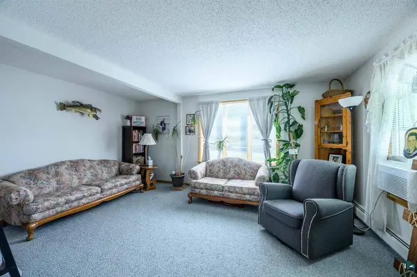 204 W 1st Ave, Keewatin, MN 55753