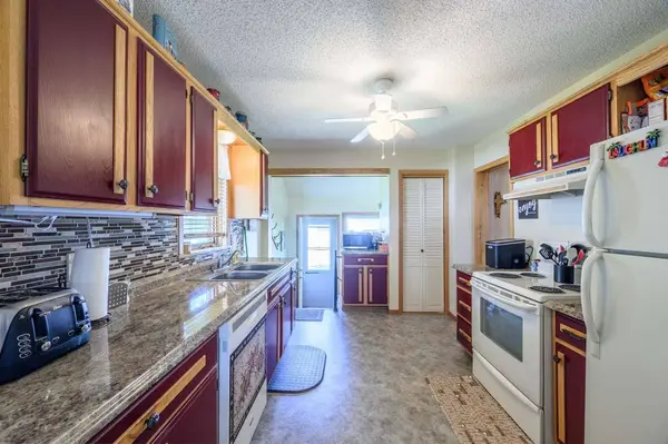 204 W 1st AVE, Keewatin, MN 55753