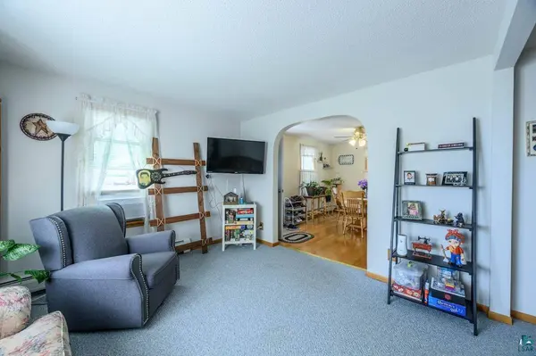 204 W 1st Ave, Keewatin, MN 55753