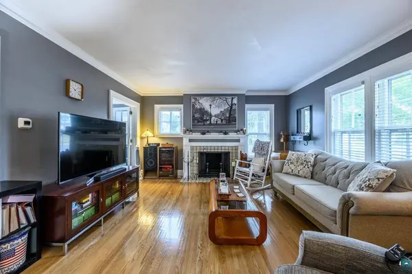 306 E 21st St, Hibbing, MN 55746