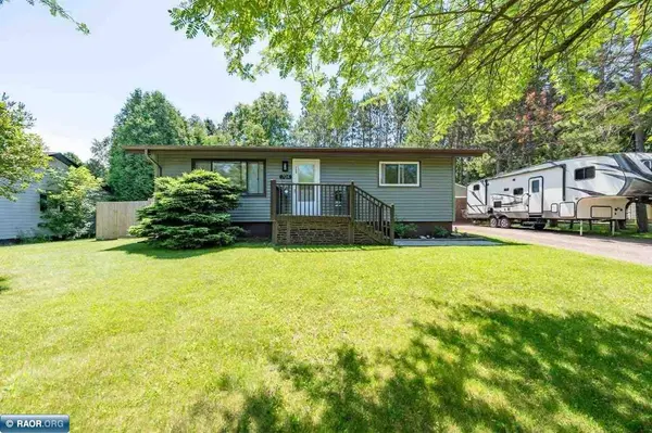 704 North Rd, Cloquet, MN 55720