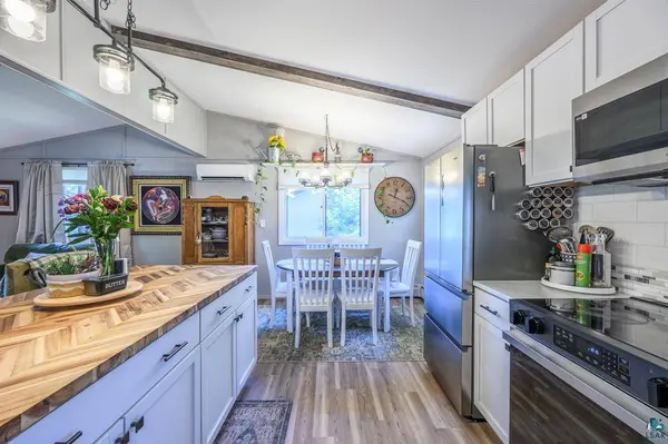 704 North Rd, Cloquet, MN 55720
