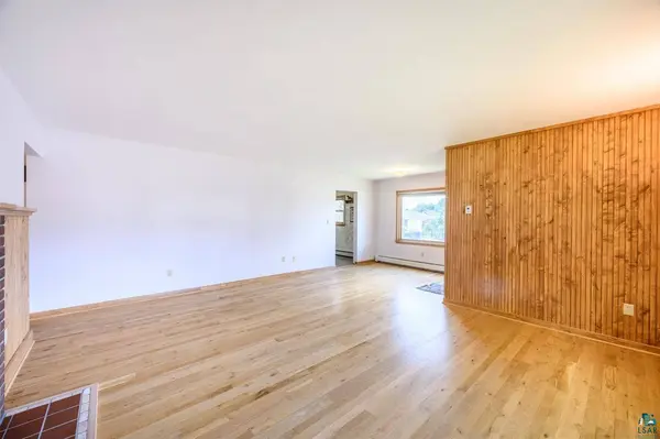 716 S 5th Ave, Virginia, MN 55792
