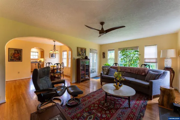 1370 35th St, Corvallis, OR 97333