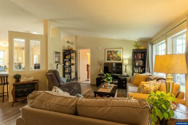 277 Conifer #49 Bl, Corvallis, OR 97330