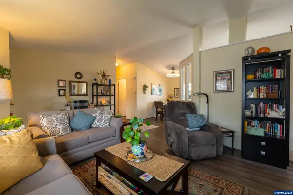 277 Conifer #49 Bl, Corvallis, OR 97330