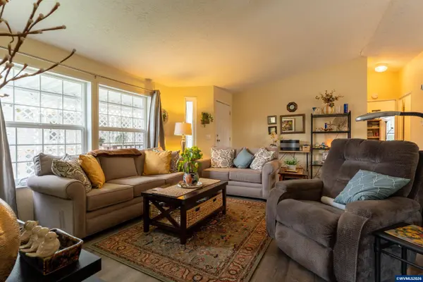 277 Conifer #49 Bl, Corvallis, OR 97330