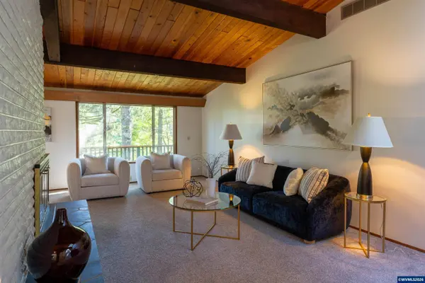 2715 Glenwood Pl, Corvallis, OR 97330