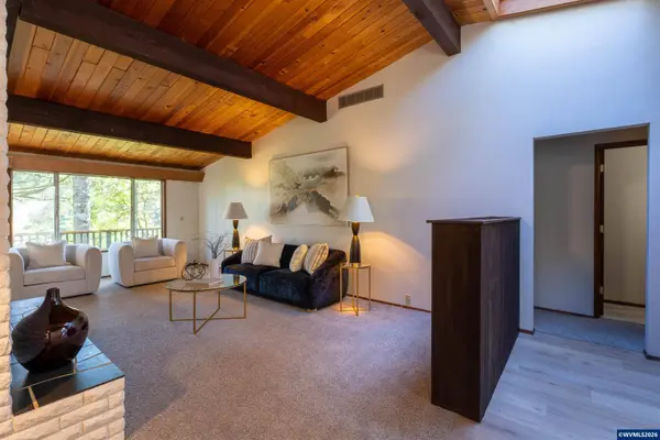 2715 Glenwood Pl, Corvallis, OR 97330