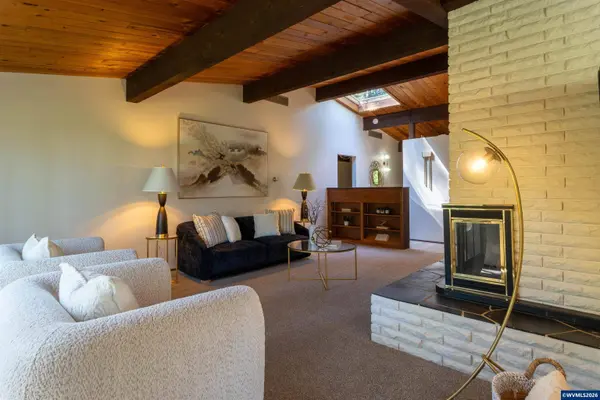 2715 Glenwood Pl, Corvallis, OR 97330