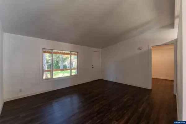 5050 Columbus #61 St SE SE, Albany, OR 97332