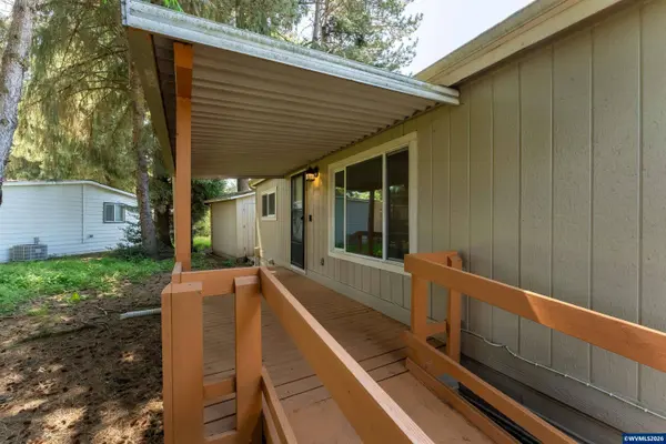 5050 Columbus #61 St SE SE, Albany, OR 97332