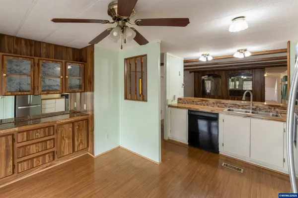 277 Conifer #132 Bl, Corvallis, OR 97330