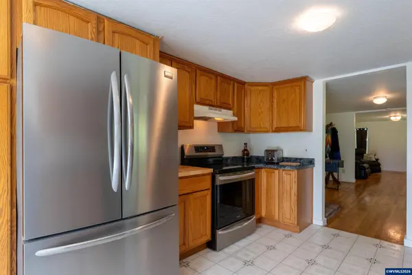 25804 99w Hwy, Monroe, OR 97456