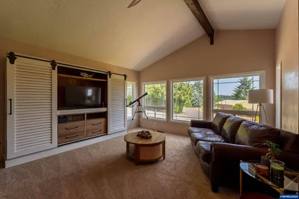 38703 Shady Oaks Dr NE NE, Albany, OR 97322