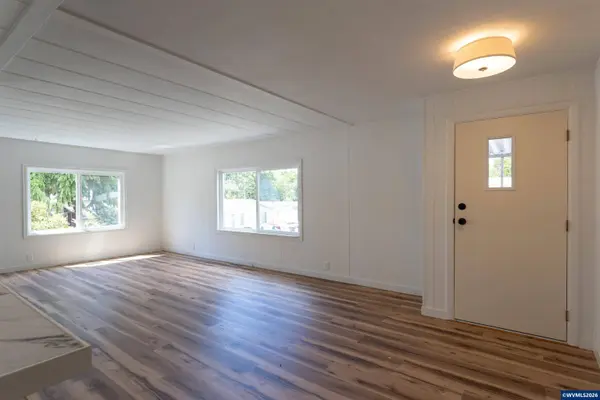 5055 Elliott Cir, Corvallis, OR 97330
