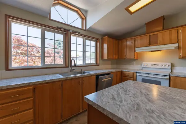 2601 Jack London #41 St, Corvallis, OR 97330