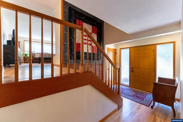 2235 Robin Hood St, Corvallis, OR 97330