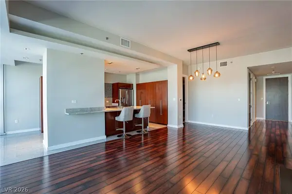 4471 Dean Martin DR #1008, Las Vegas, NV 89103