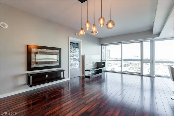 4471 Dean Martin DR #1008, Las Vegas, NV 89103