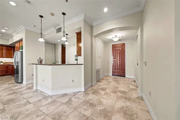 15 Via Mantova #301, Henderson, NV 89011