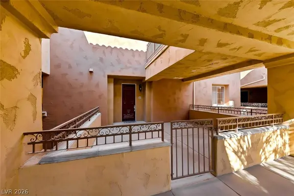 15 Via Mantova #301, Henderson, NV 89011