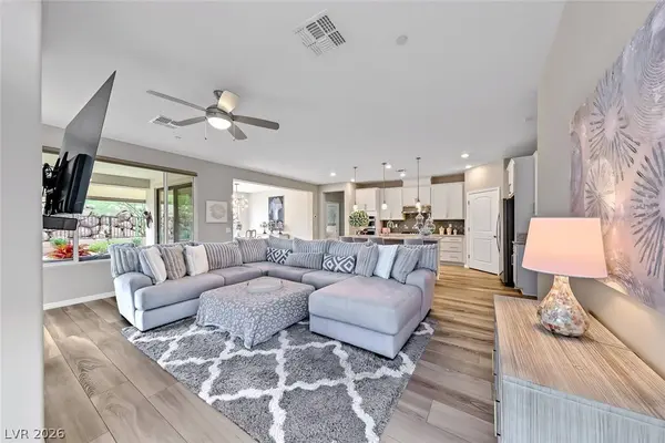 23 Arid Crest AVE, Henderson, NV 89011