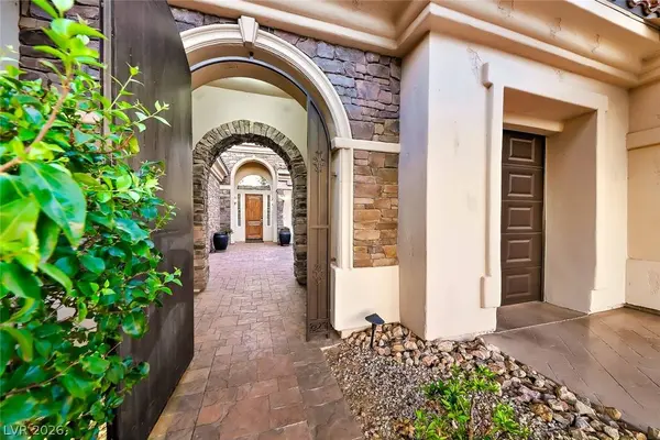 25 Avenida Fiori, Henderson, NV 89011