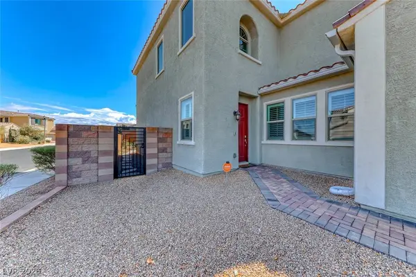 1172 Strada Pecei, Henderson, NV 89011