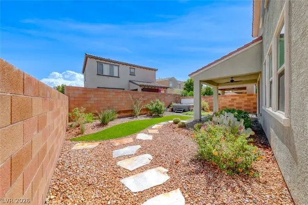 1172 Strada Pecei, Henderson, NV 89011