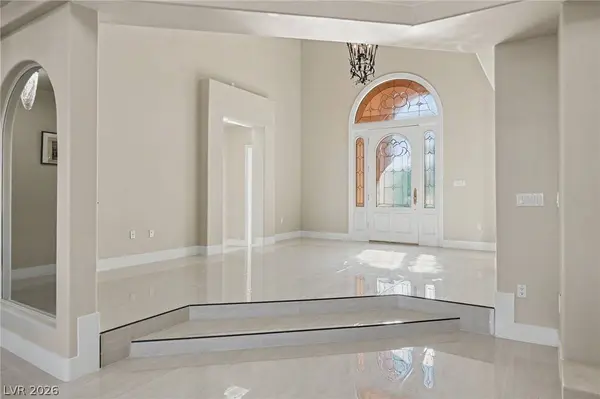 27 Grand Miramar DR, Henderson, NV 89011