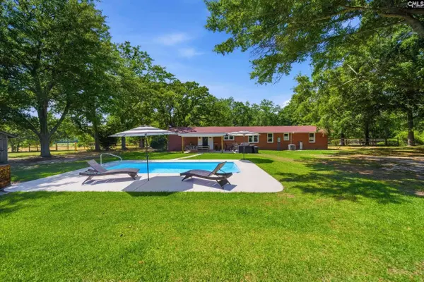 695 Hartzog, Barnwell, SC 29812