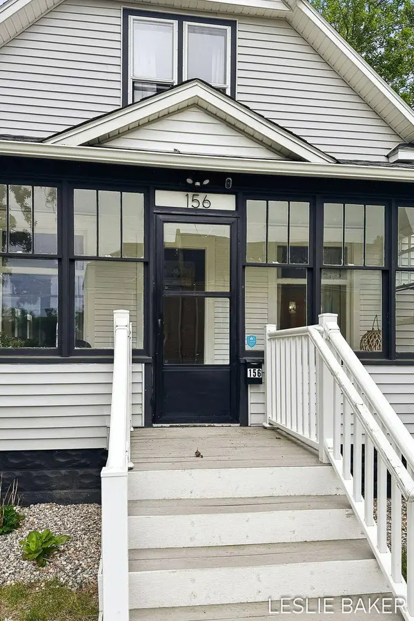 156 W 18th Street, Holland, MI 49423