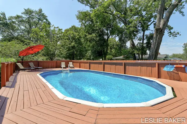 337 N Colonial, Zeeland, MI 49464