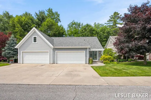 14806 Woodswalk Court #18, Spring Lake, MI 49456