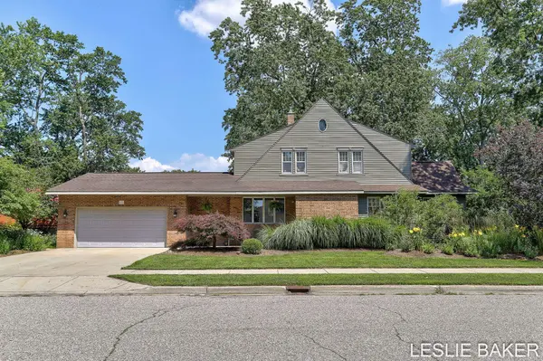 337 N Colonial, Zeeland, MI 49464