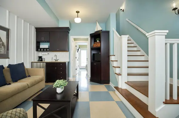 2057 Lake Street #6J, Holland, MI 49424