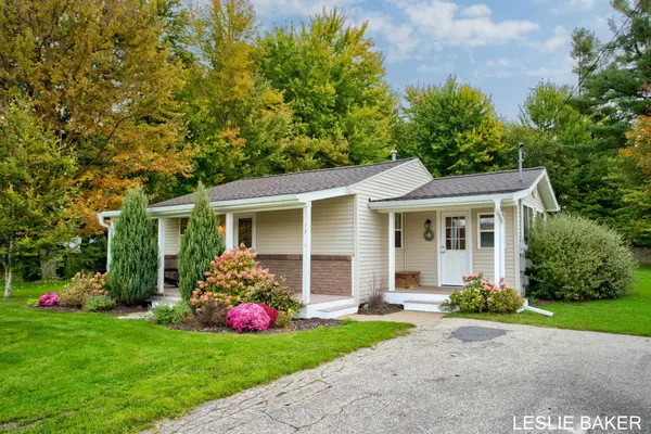 7216 72nd Avenue, Hudsonville, MI 49426