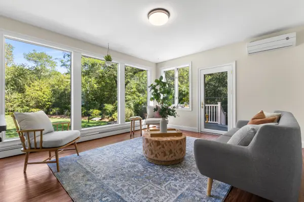 409 Haverhill St, Reading, MA 01867-1325