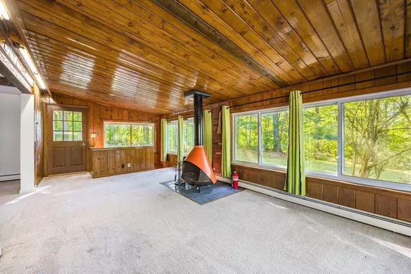 1907 Salem St, North Andover, MA 01845