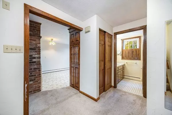 1907 Salem St, North Andover, MA 01845